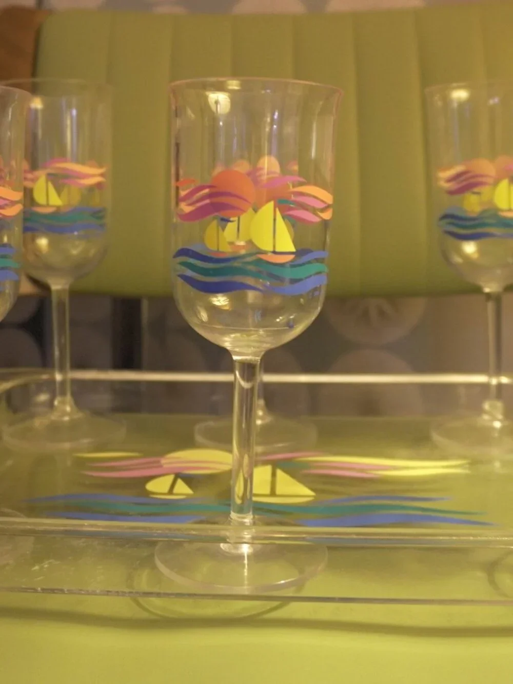 N/A 1986 lucite